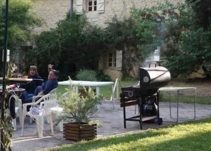 拉尚布尔拉特里奇旅馆